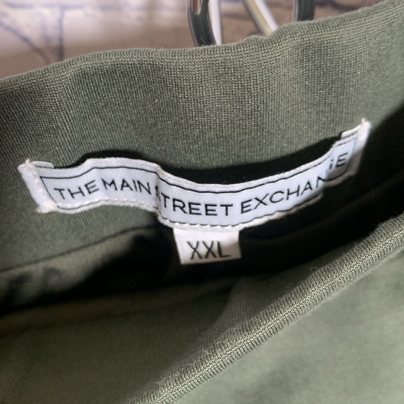 Anna Pencil Skirt in Dusty Green Size XXL NWOT - Picture 4 of 4